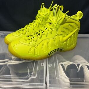 Nike Little Posite Pro (GS) 'Volt' CW1593 702 size 5.5y or 7 women's